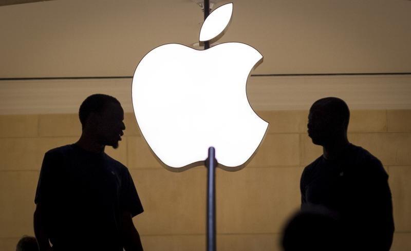 苹果同意改善 Apple Store 员工工作条件