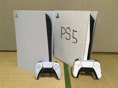 日本玩家自制纸壳版PS5念想 时隔半年多终于入手真实版