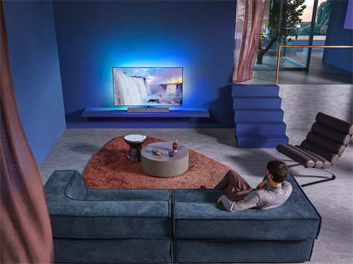 Philips全新OLED935大型显示器炫彩登场，独家Ambilight情境光源再升级