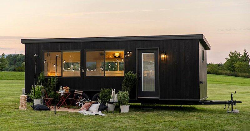 IKEA 直接卖「家」了，来看看这既环保又有型的 Tiny Home 小屋拖车