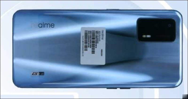 realme 官方暗示 realme GT 系列 S888 新旗舰即将推出，传闻偏游戏取向、配备 125W 超级闪充和高