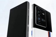 iQOO 10 Pro 采用微云台双主摄，长焦支持 40 倍数字变焦